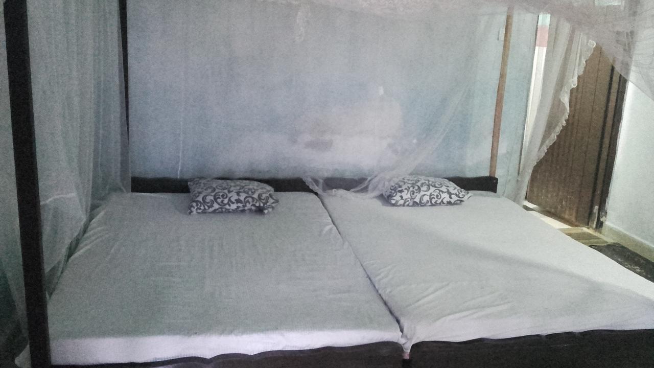 Sea Song Bed & Breakfast Унаватуна Екстериор снимка